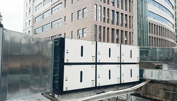 油煙凈化器底部圓孔漏水